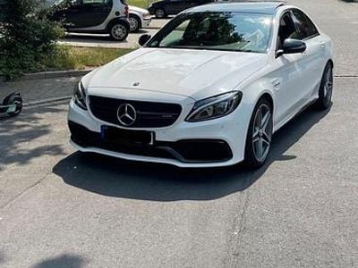 Mercedes C63 AMG