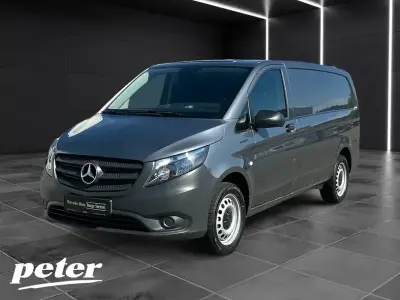 Gebraucht Mercedes Vito 116 PS (85 kW) 2021 Selenitgrau metallic Van