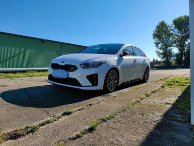 Kia ProCeed GT