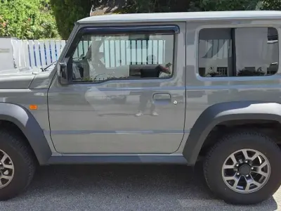Gebraucht Suzuki Jimny Comfort 102 PS (75 kW) 2019 Grau SUV
