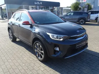 Gebraucht Kia Stonic Platinum Edition 120 PS (88 kW) 2020 Grau SUV