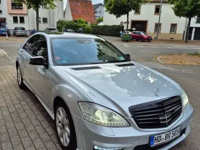 Gebraucht Mercedes S500 387 PS (284 kW) 2010 Silber Limousine