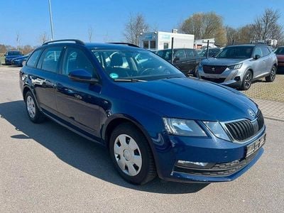 Gebraucht Skoda Octavia Ambition 116 PS (85 kW) 2018 Blau Kombi