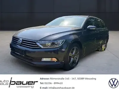 Gebraucht VW Passat Trendline 150 PS (110 kW) 2018 Grau Kombi