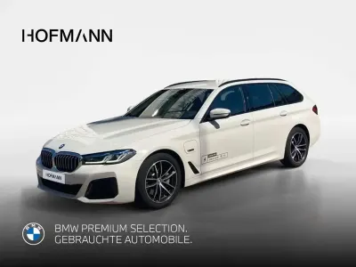 Gebraucht BMW 530 M Sport 292 PS (214 kW) 2023 Alpinweiß uni Kombi