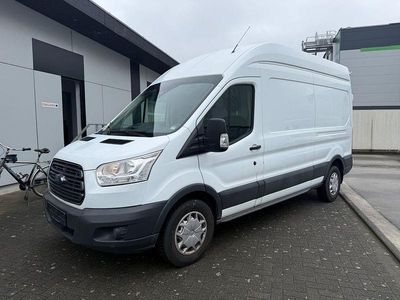 Gebraucht Ford Transit Trend 131 PS (96 kW) 2016 Weiß Van / Kleinbus