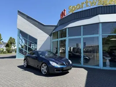 Second-hand Mercedes SLK200 163 CP (119 kW) 2007 Albastru Cabrio