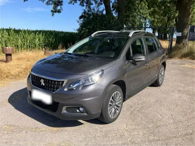 Gebraucht Peugeot 2008 83 PS (61 kW) 2019 Grau SUV