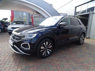 Second-hand VW T-Roc Move 150 CP (110 kW) 2024 Negru SUV