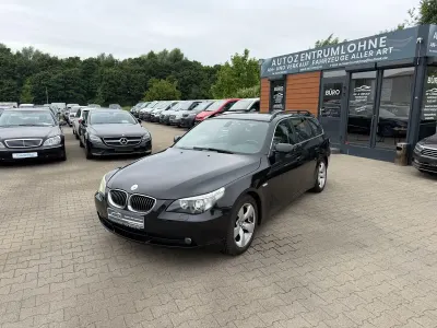 Gebraucht BMW 523 Advantage 177 PS (130 kW) 2006 Schwarz Kombi
