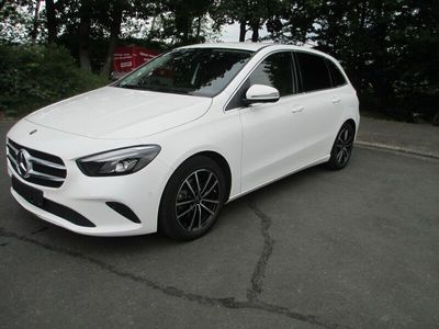 Mercedes B200