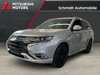 Gebraucht Mitsubishi Outlander P-HEV Top 224 PS (164 kW) 2019 Sterling silber (metallic) SUV