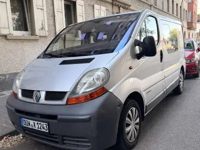 Gebraucht Renault Trafic Komfort 101 PS (74 kW) 2006 Van / Kleinbus