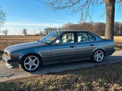 Gebraucht BMW 525 192 PS (141 kW) 1993 Grau Limousine