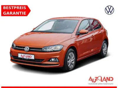 Gebraucht VW Polo Comfortline 90 PS (66 kW) 2020 Energetic orange metallic (metallic) Kleinwagen