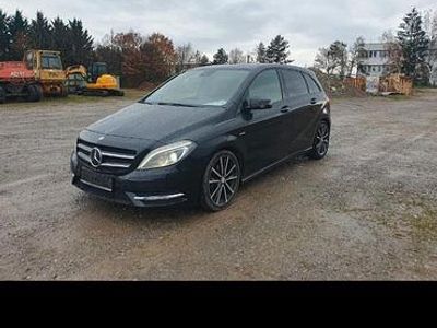 Mercedes B180