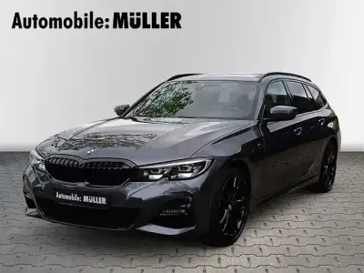 Gebraucht BMW 330e M Sport 184 PS (135 kW) 2021 Mineralgrau metallic Kombi