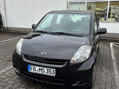 Gebraucht Daihatsu Sirion 69 PS (50 kW) 2009 Schwarz Kleinwagen