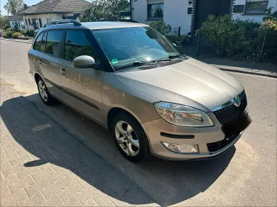 Gebraucht Skoda Fabia 86 PS (63 kW) 2012 Silber Kombi