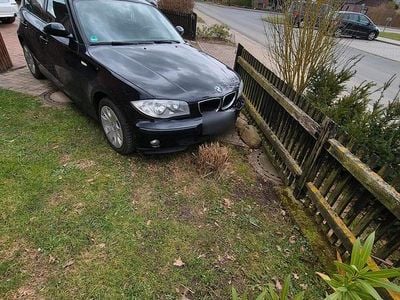 Gebraucht BMW 116 116 PS (85 kW) 2006 Schwarz Kleinwagen