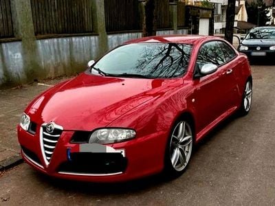 Gebraucht Alfa Romeo GT Quadrifoglio 150 PS (110 kW) 2009 Rot Coupé