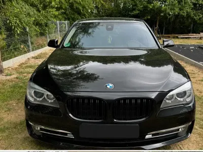 Gebraucht BMW 750 381 PS (280 kW) 2013 Schwarz Limousine