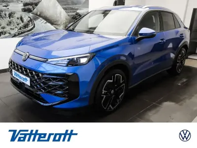 Nowe VW T-Roc Cabriolet R-line 150 KM (110 kW) 2026 Niebieski SUV