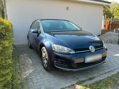 Second-hand VW Golf VII Highline 150 CP (110 kW) 2014 Albastru Berlinǎ