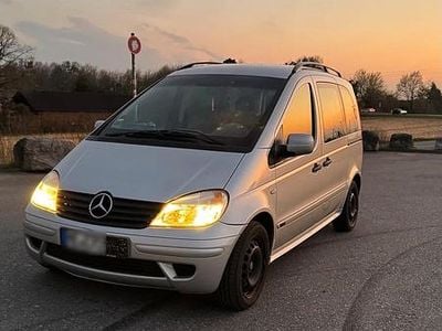 Gebraucht Mercedes Vaneo 90 PS (66 kW) 2002 Silber Van / Kleinbus