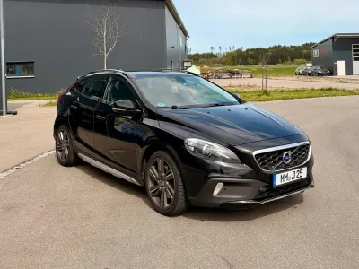 Gebraucht Volvo V40 CC 177 PS (130 kW) 2013 Schwarz Kombi