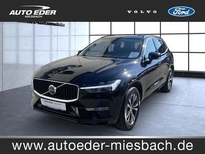 Gebraucht Volvo XC60 Momentum 197 PS (144 kW) 2022 Onyx black (metallic) SUV