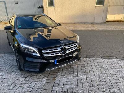 Mercedes GLA180