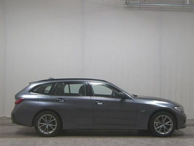 Usata BMW 330e Sport Line 252 CV (185 kW) 2021 Grigio Station wagon