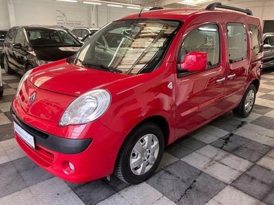 Usata Renault Kangoo Happy Family 106 CV (77 kW) 2012 Rosso Monovolume