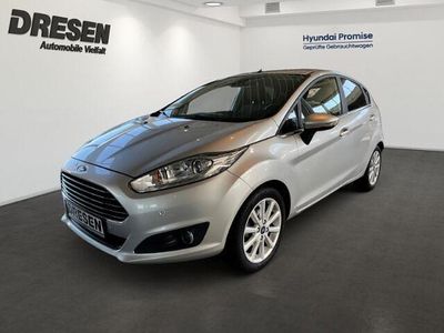 Usata Ford Fiesta Titanium 101 CV (74 kW) 2016 Argento Utilitaria