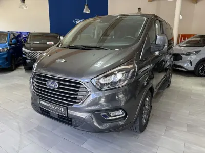 Gebraucht Ford Tourneo Titanium X 170 PS (125 kW) 2022 Grau Van / Kleinbus