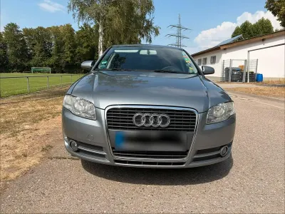Gebraucht Audi A4 Basis 102 PS (75 kW) 2006 Silber Limousine