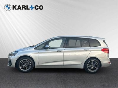 Gebraucht BMW 218 Gran Tourer Sport Line 150 PS (110 kW) 2021 Glaciersilber metallic Van / Kleinbus