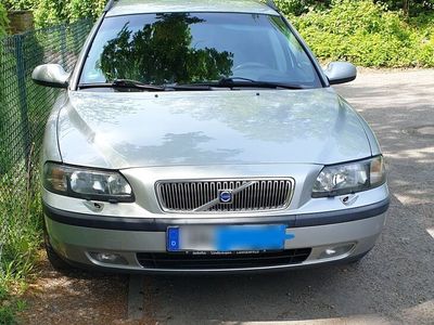 gebraucht Volvo V70 2,4 L 170 PS Vollaustattung Leder Klima AHK Tüv neu