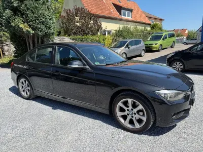 Gebraucht BMW 316 Sport Line 116 PS (85 kW) 2013 Schwarz Limousine