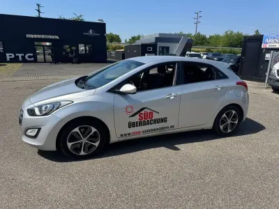 Gebraucht Hyundai i30 Style 136 PS (100 kW) 2015 Silber Limousine