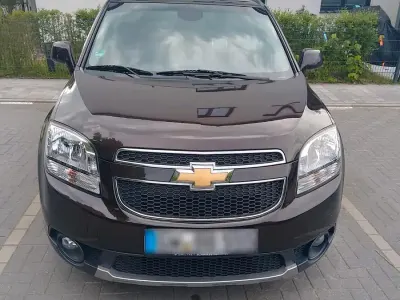 Gebraucht Chevrolet Orlando 163 PS (119 kW) 2013 Braun Van / Kleinbus