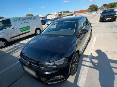 Gebraucht VW Polo 95 PS (69 kW) 2019 Schwarz Kleinwagen