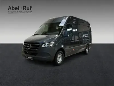 Gebraucht Mercedes Sprinter 190 PS (139 kW) 2025 Grau Van