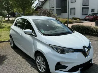 Gebraucht Renault Zoe Experience 80 kW (109 PS) 2021 Weiß Kleinwagen