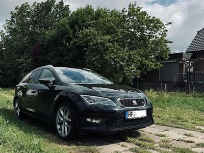 Schwarz Gebraucht 2016 Seat Leon ST FR Kombi | 9.999 € (Guter Preis)