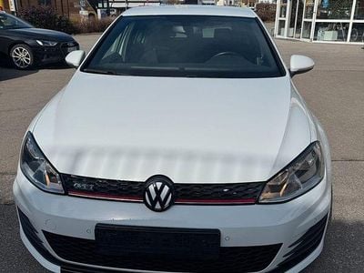Gebraucht VW Golf GTI 220 PS (161 kW) 2015 Weiß Coupé