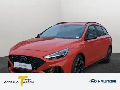 Neu Hyundai i30 N Line 140 PS (102 kW) 2025 Rot Kombi