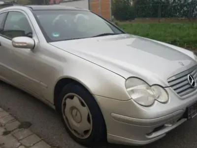 Gebraucht Mercedes 180 129 PS (94 kW) 2002 Silber Limousine