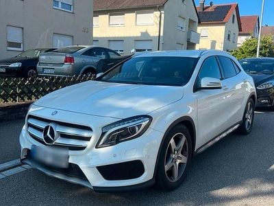 Mercedes GLA200